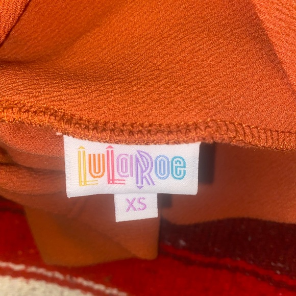 LULAROE CASSIE  SKIRT - Picture 2 of 7